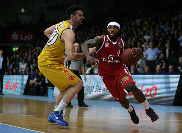 中国冰壶的 中国冰壶的